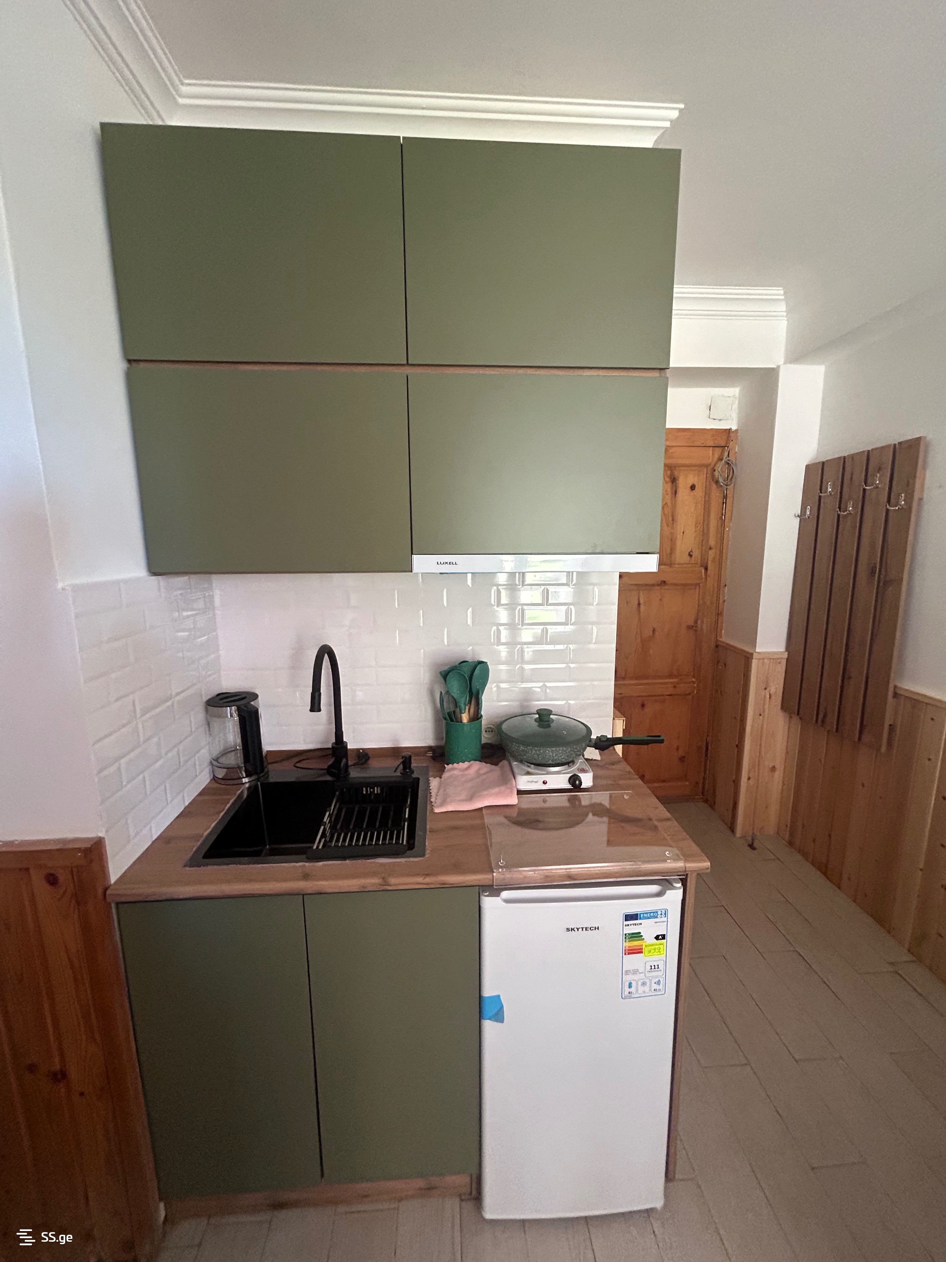 1 Room Flat Daily Rent. Gonio view 5