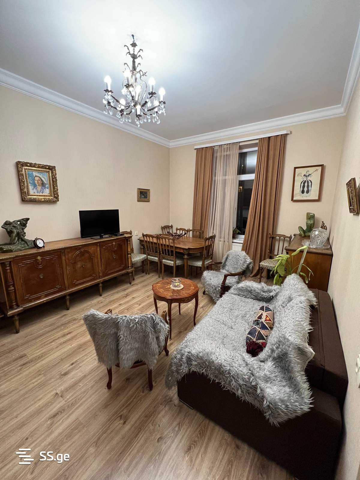 2 Room Apartment For Rent In Mtatsminda view 19
