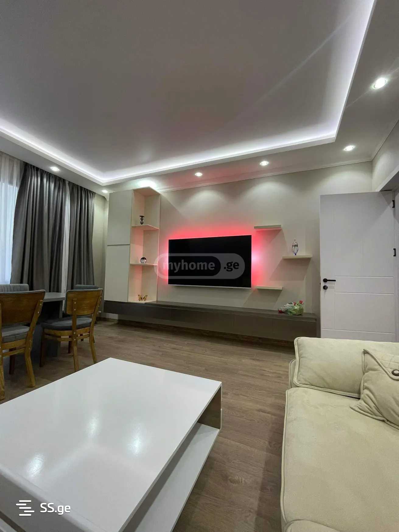 4 Room Private House For Sale view 3
