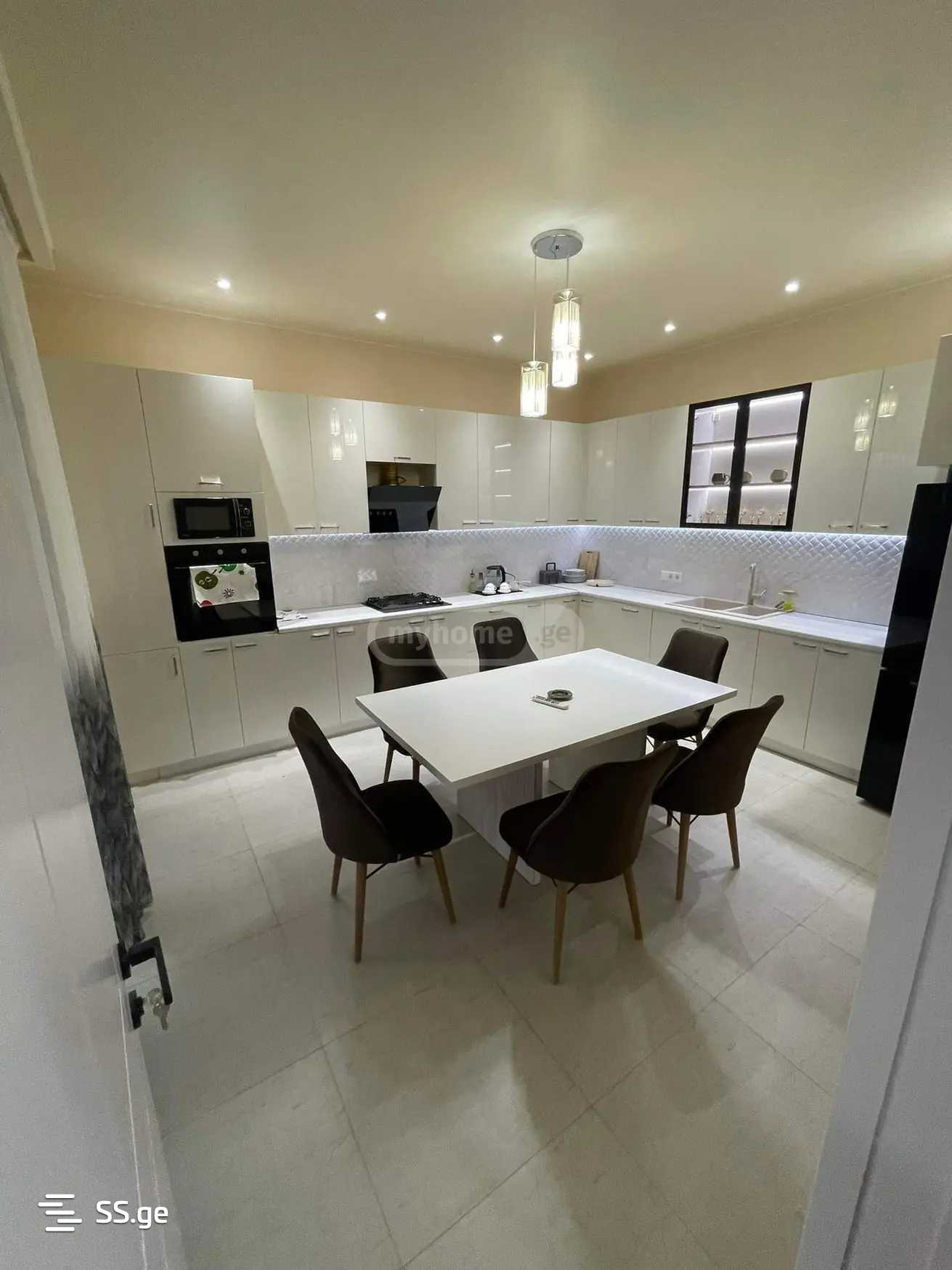 4 Room Private House For Sale view 5