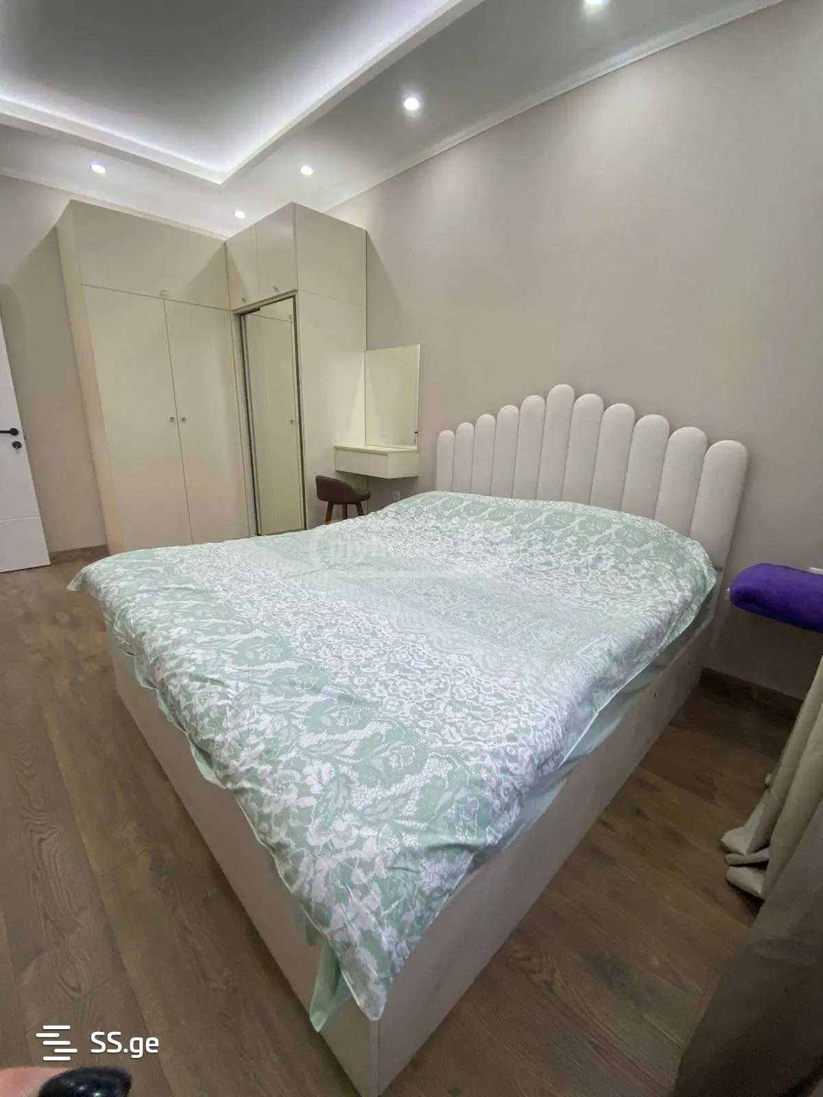 4 Room Private House For Sale view 6