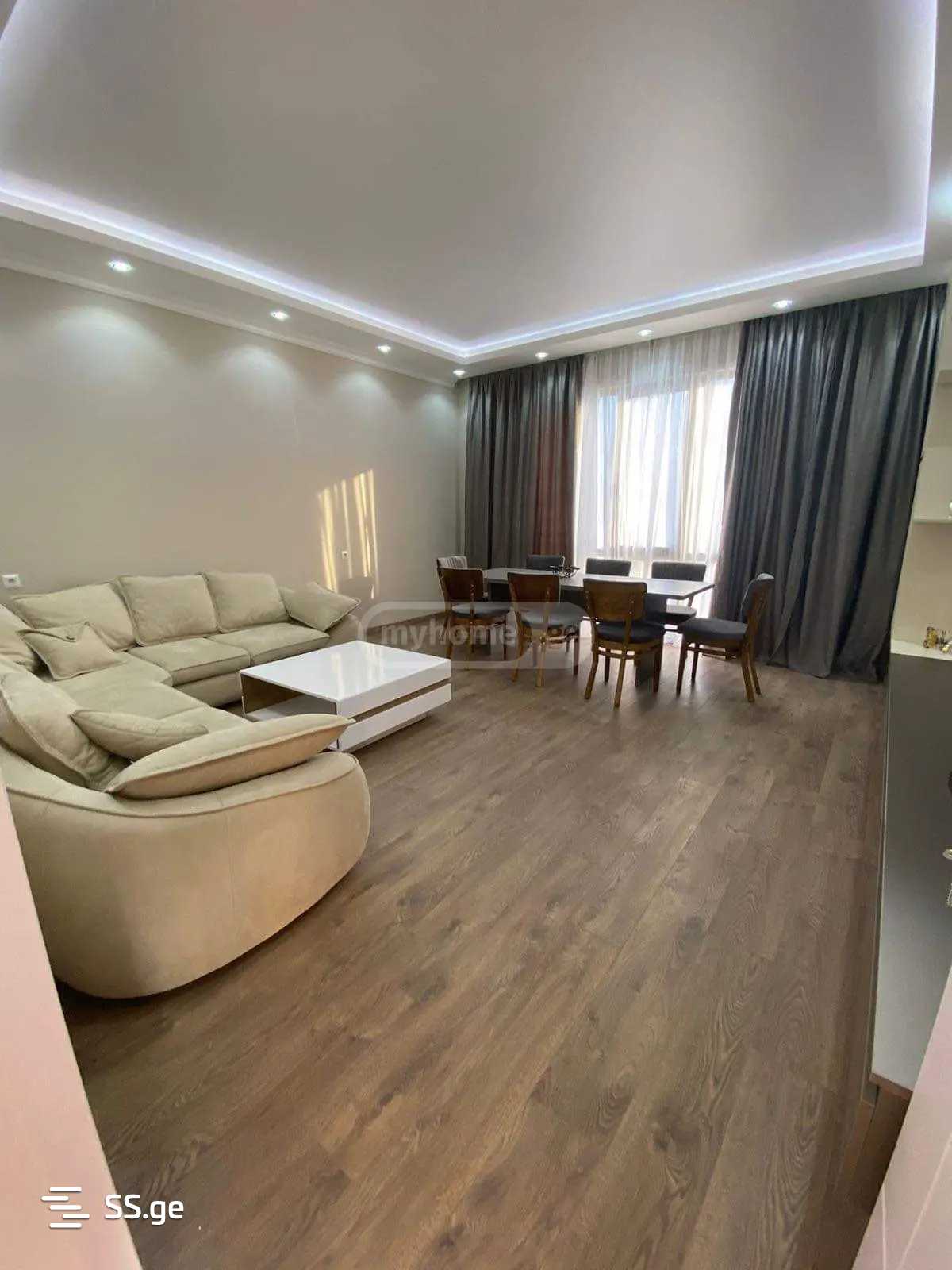 4 Room Private House For Sale view 1