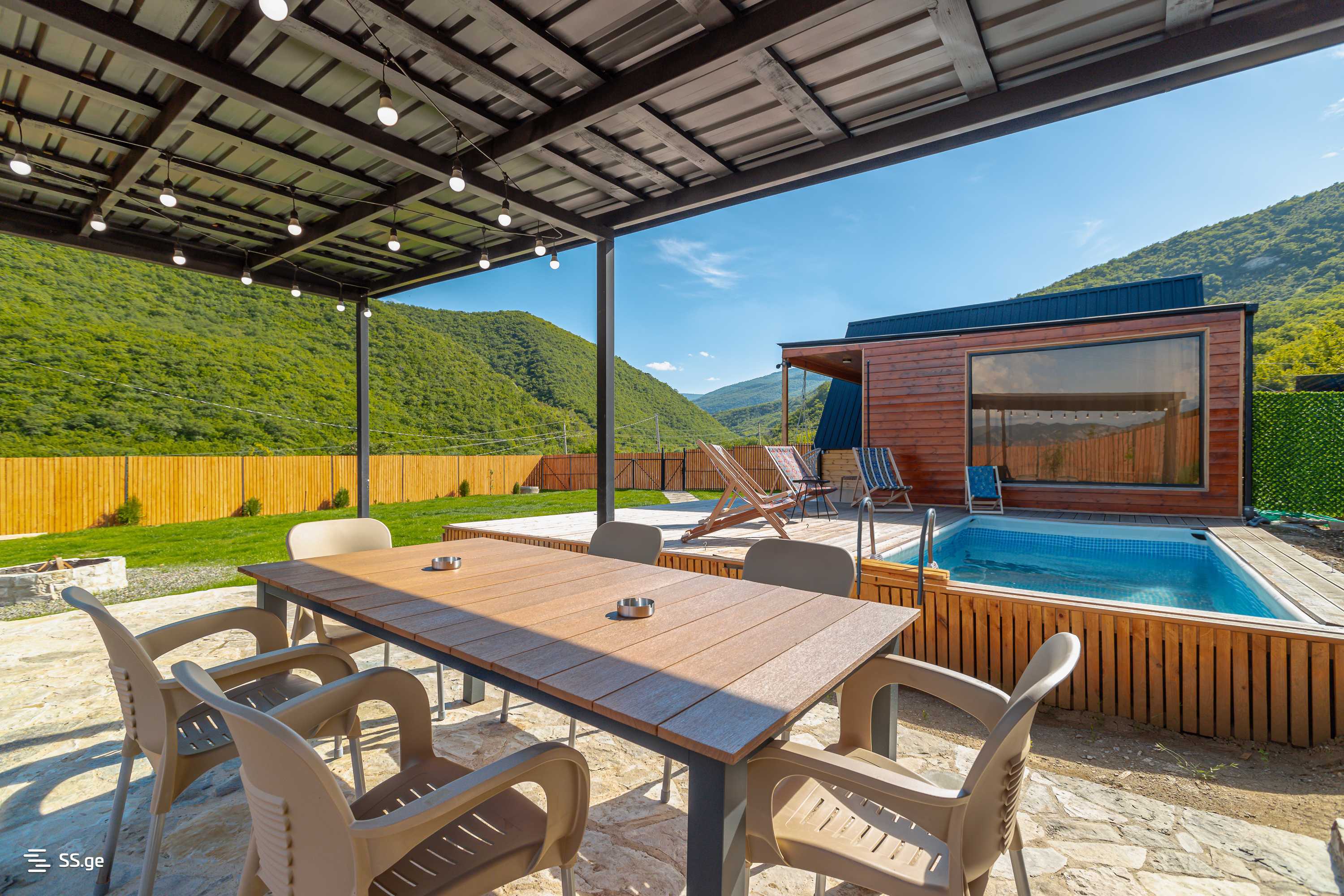3 Room Summer Cottage Daily Rent. Mtskheta, 4 of 12