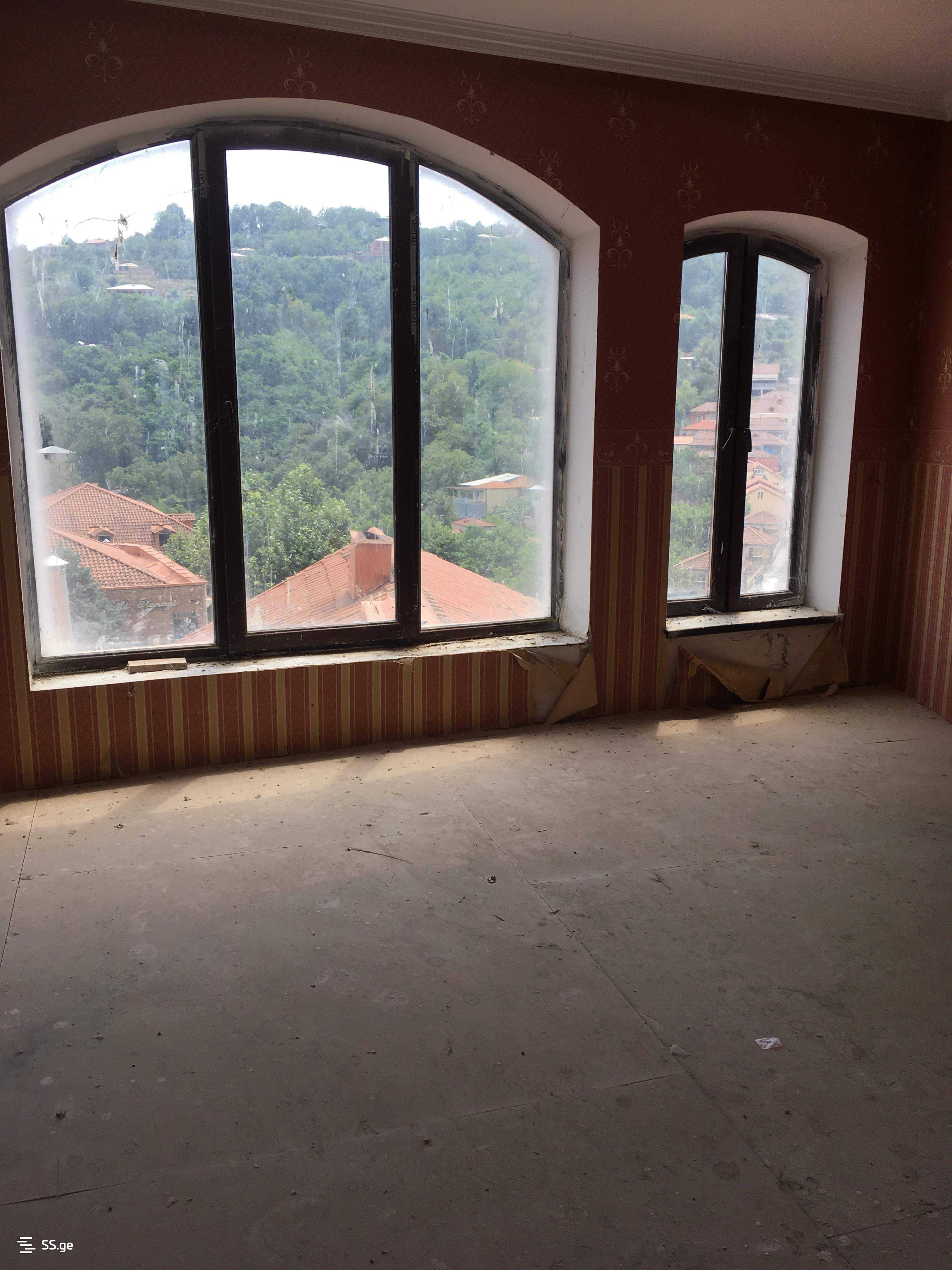 12 Room Hotel For Sale view 7