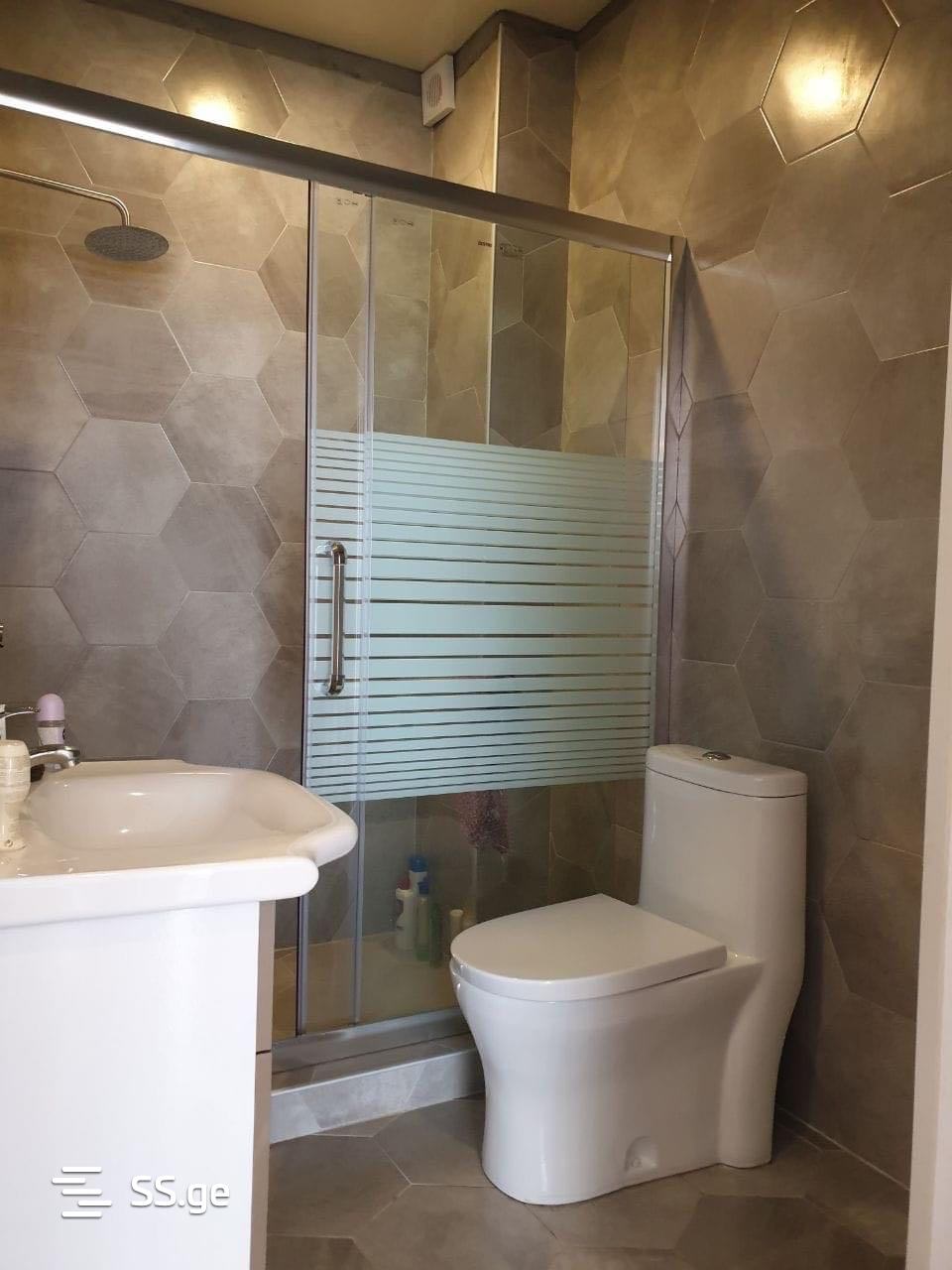 2 Room Flat For Rent. Qala view 6