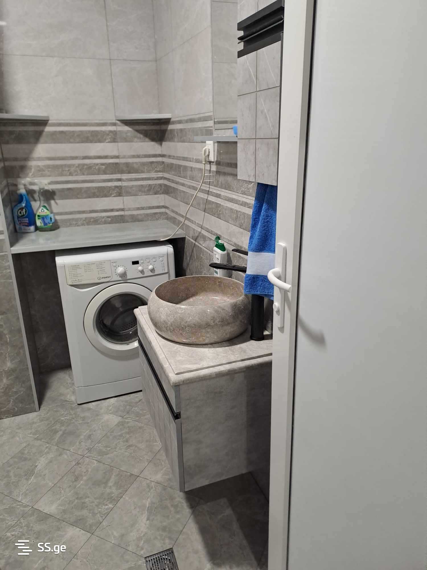 2 Room Flat Daily Rent. Didube view 5