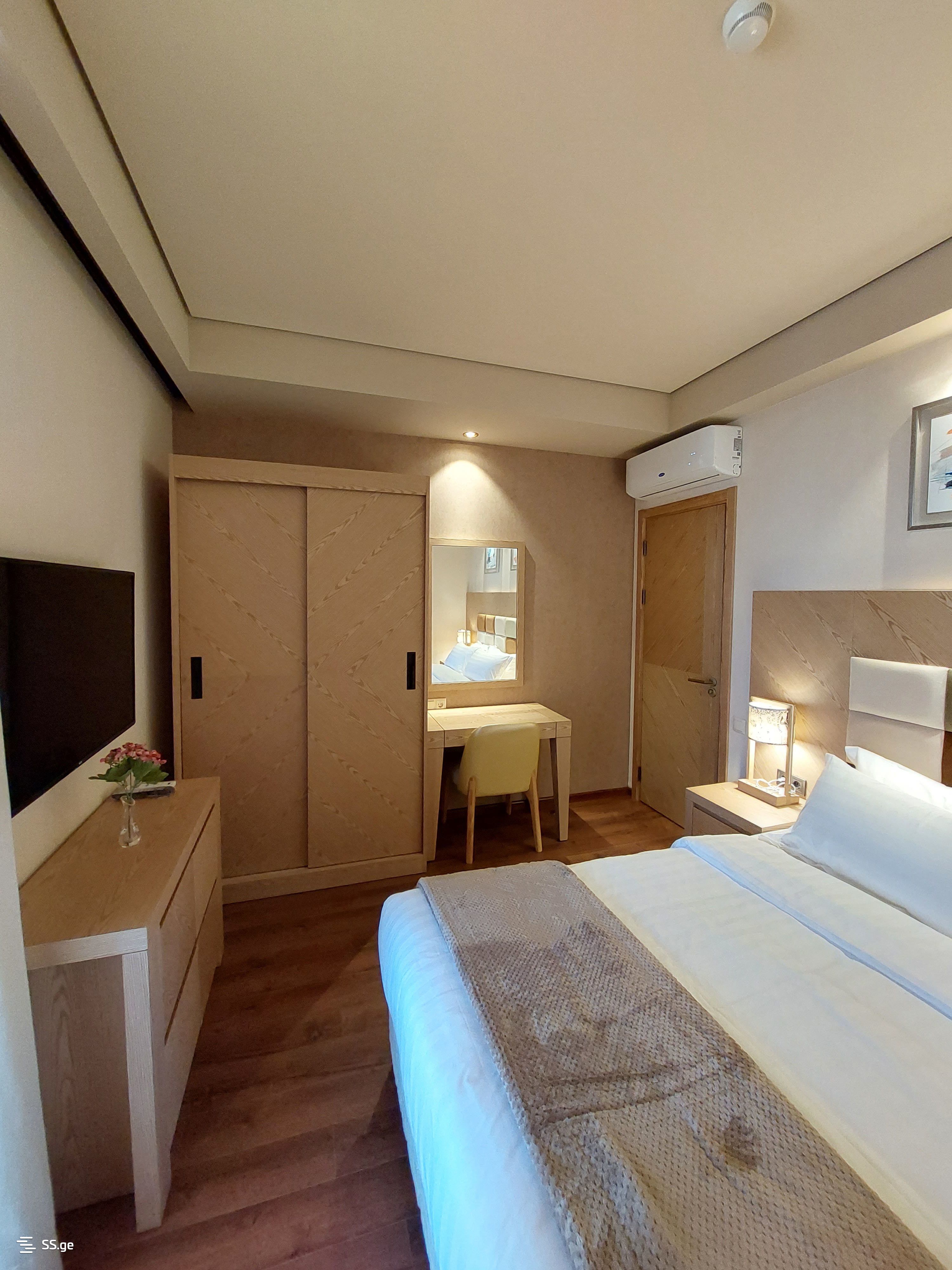 2 Room Flat For Rent. Chaqvi view 3