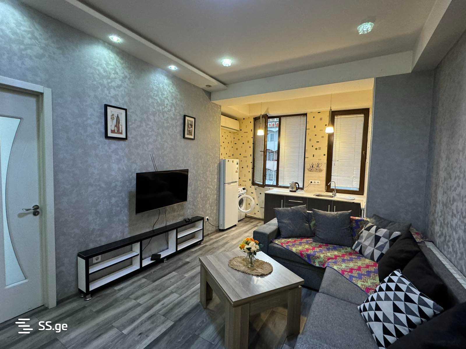 3 Room Flat Daily Rent. Saburtalo, 3 of 12