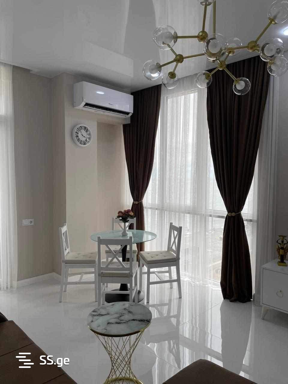 2 Room Flat Daily Rent. Qala view 6