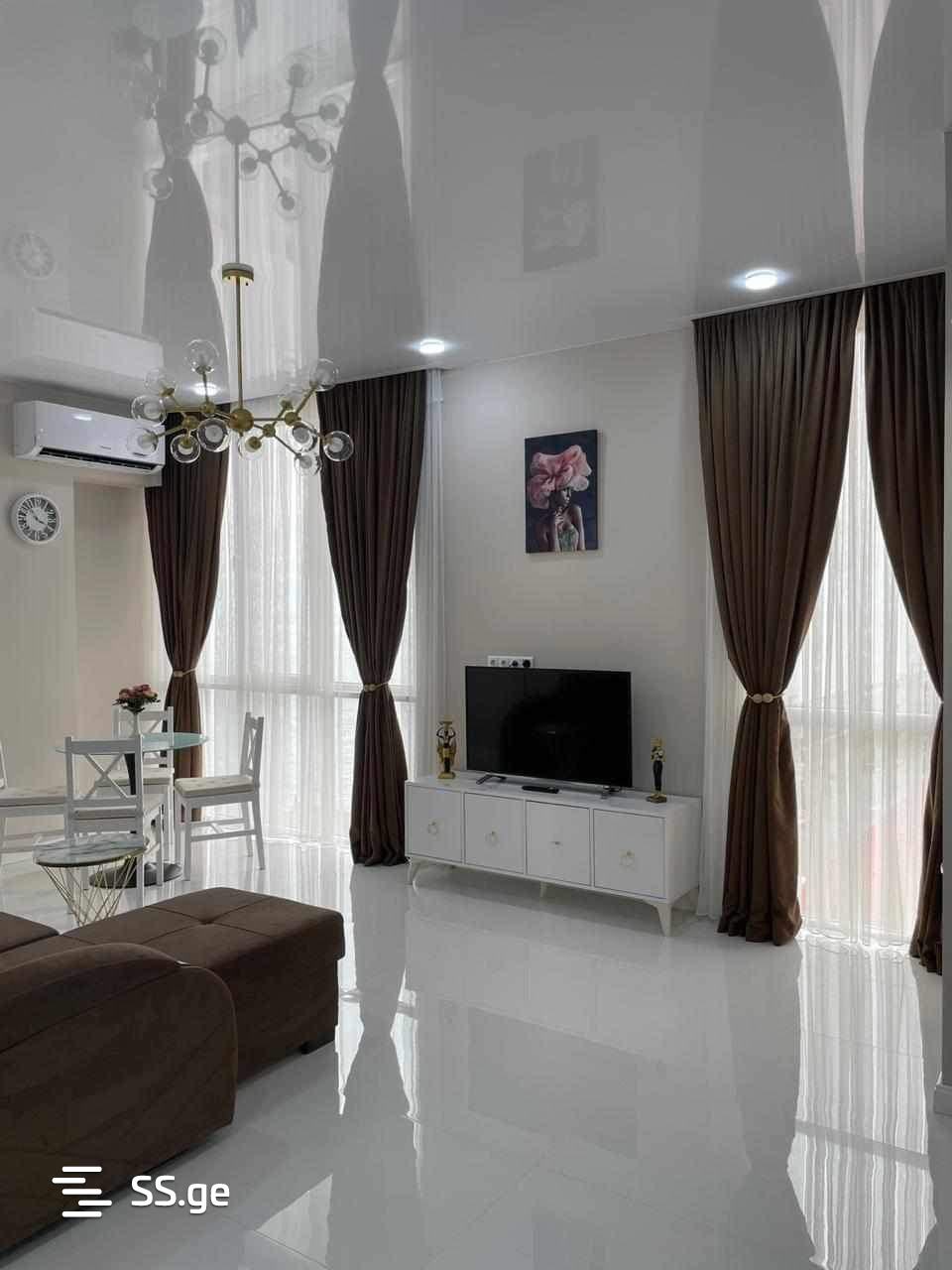 2 Room Flat Daily Rent. Qala view 5