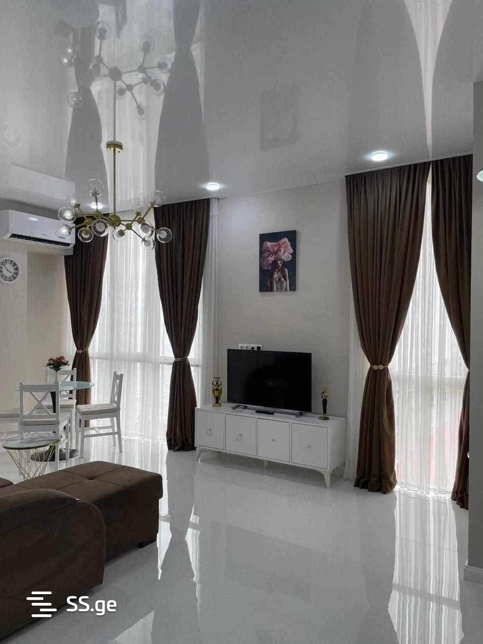 2 Room Flat Daily Rent. Qala view 7