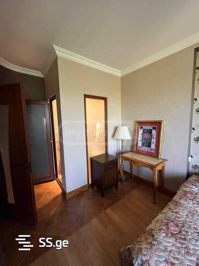 10 Room Private House For Rent. Tsodoreti view 4