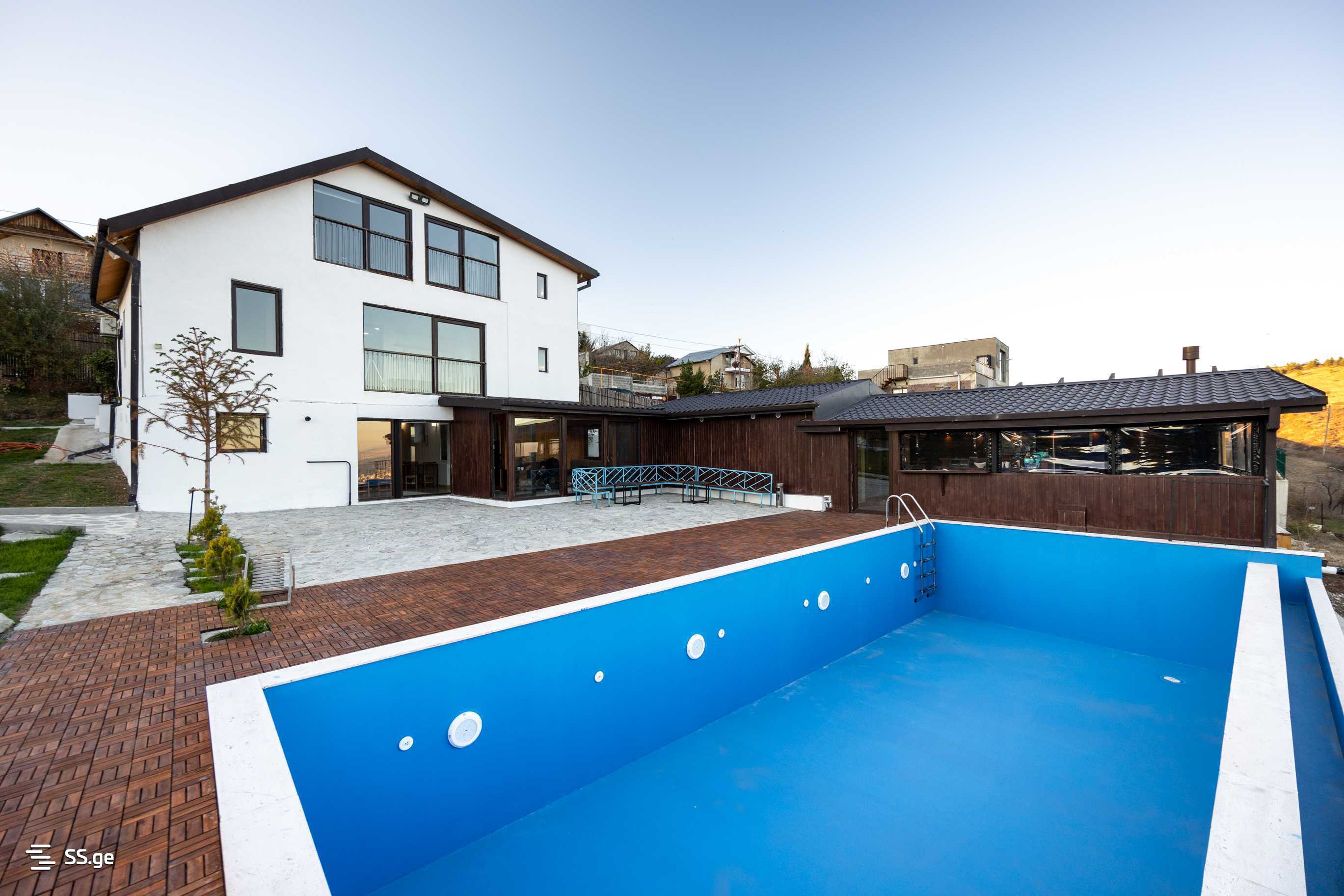 6 Room Private House For Rent. Napetvrebi view 2