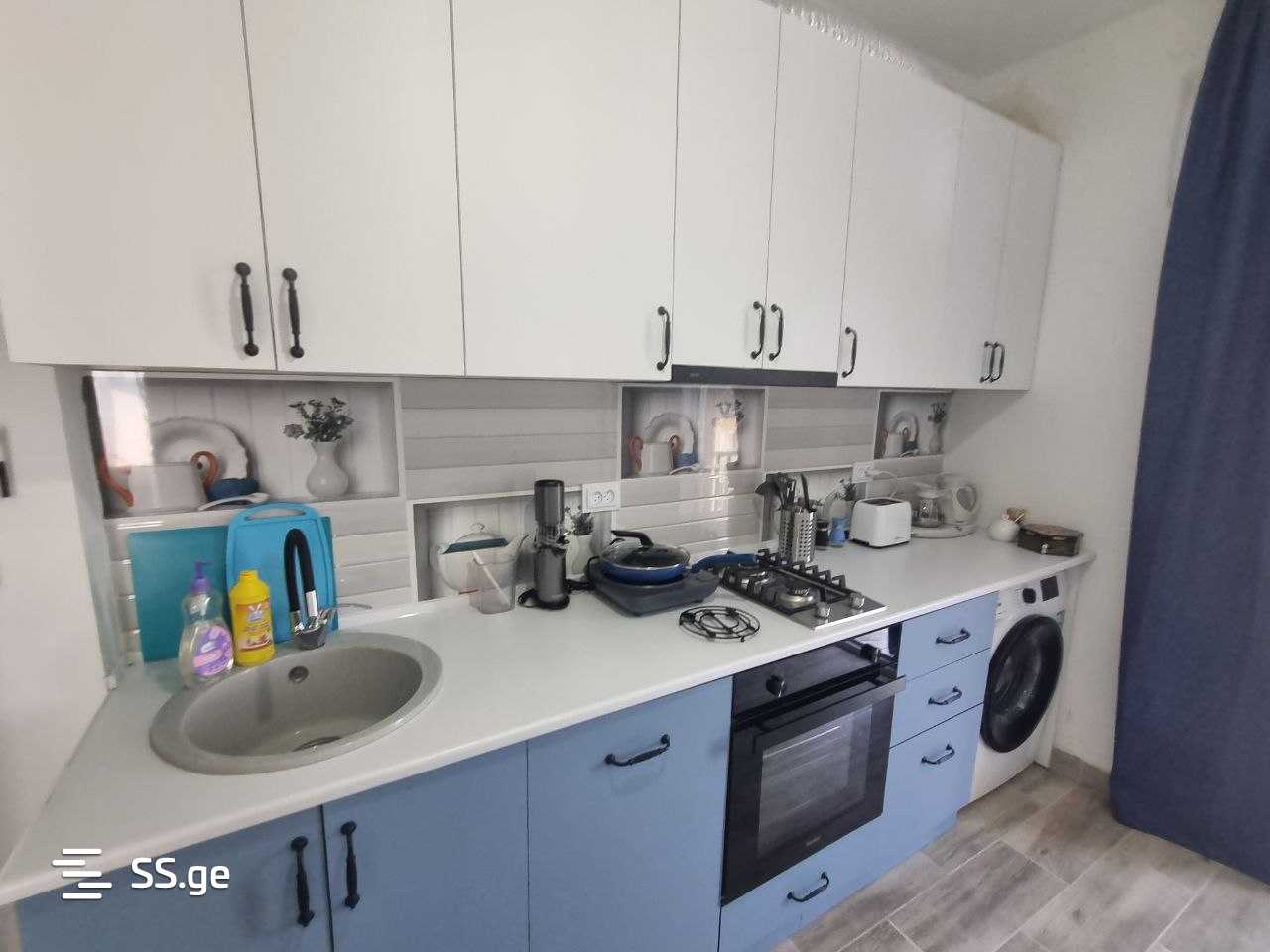 2 Room Flat Daily Rent. Poti view 8