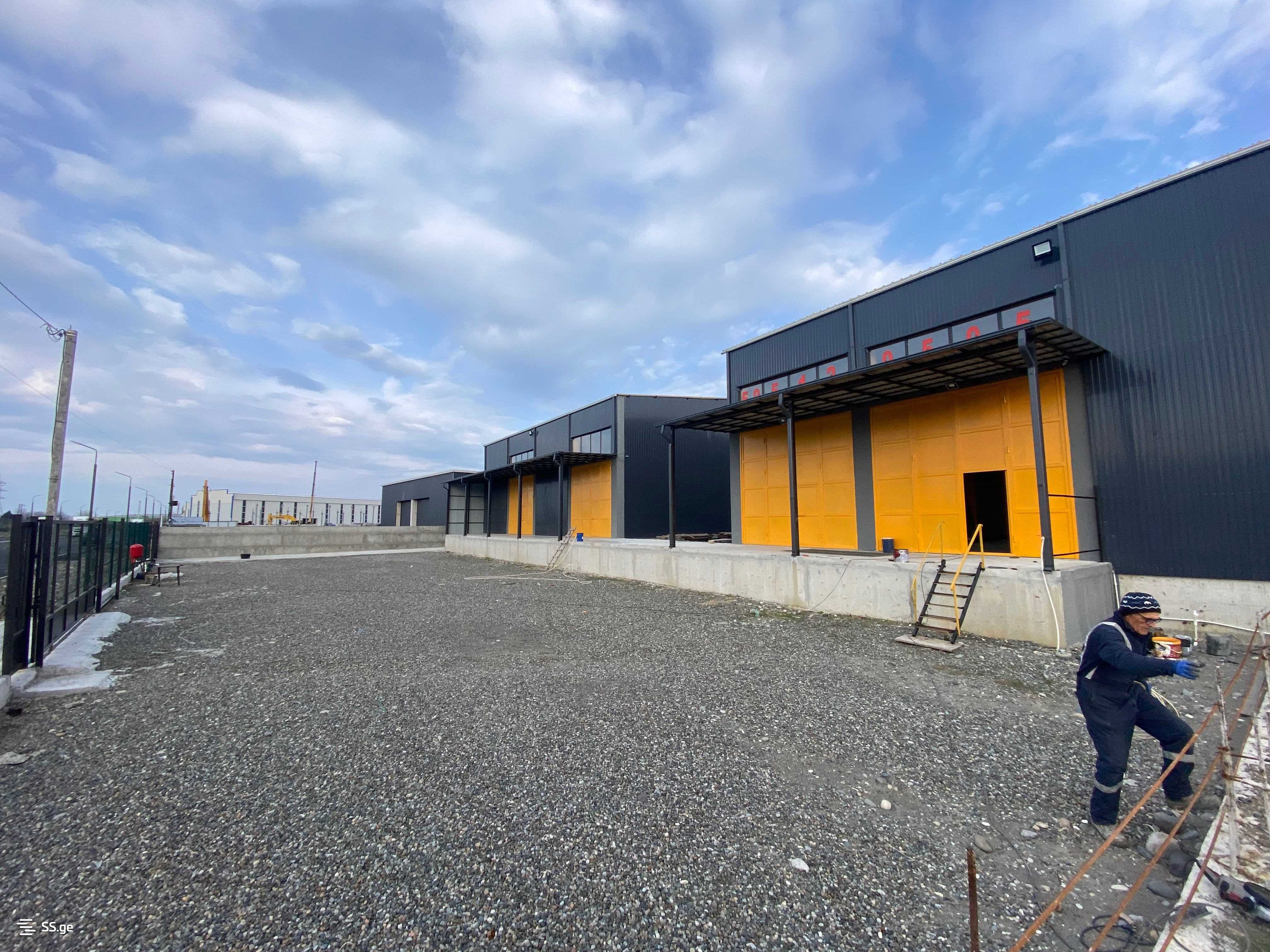 Store-Industrial Property For Rent. Batumi view 6
