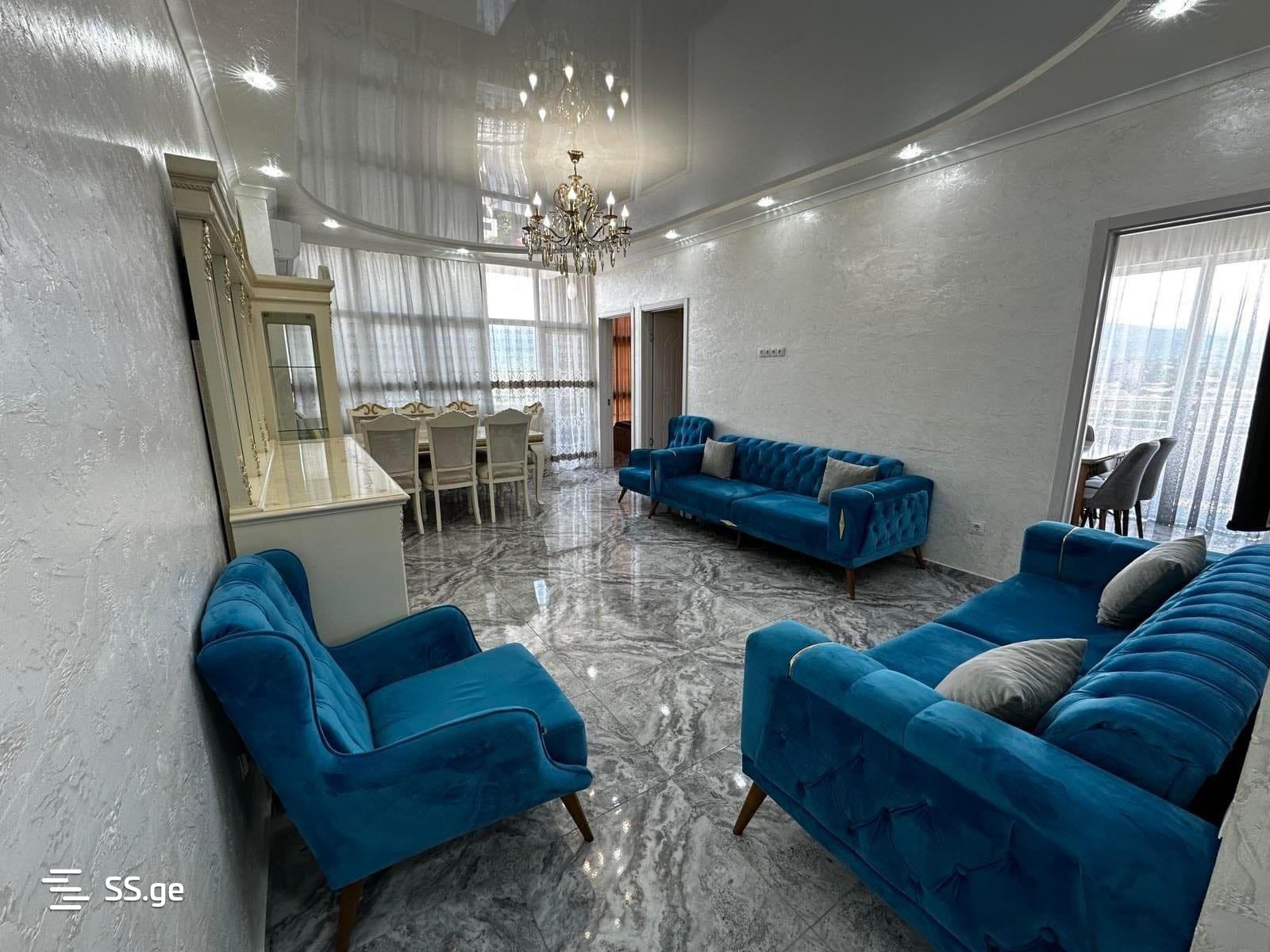 3 Room Flat Daily Rent. Qala view 2