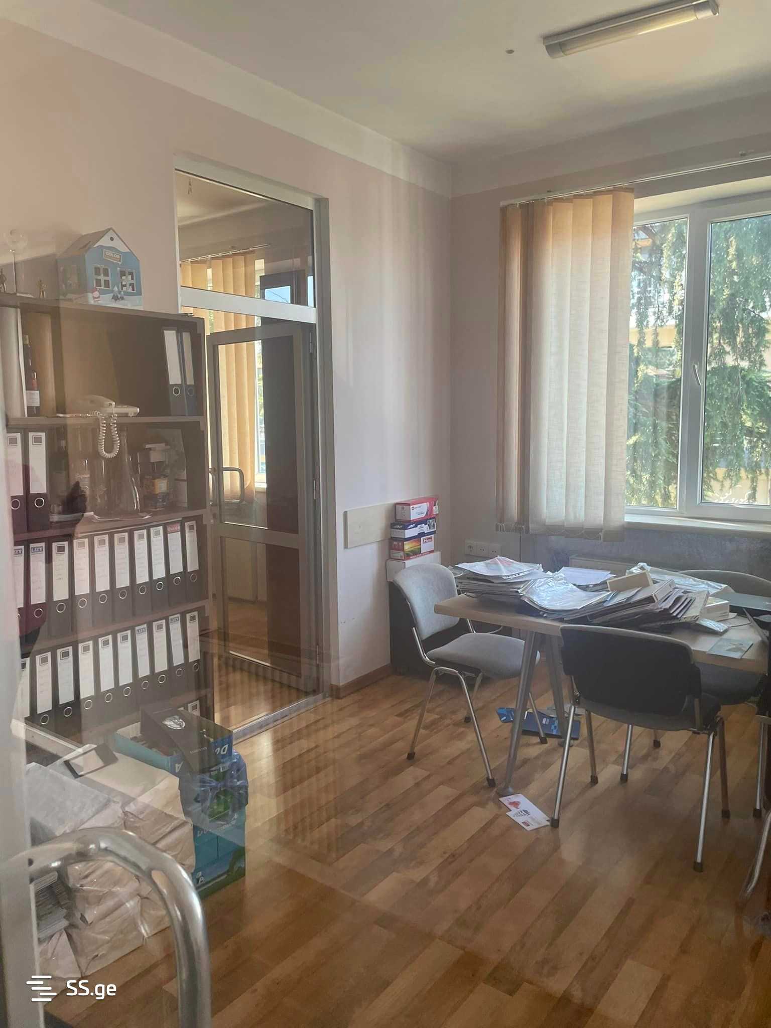 Продажа Commercial Space в Телави, 1 of 12