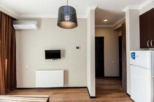 https://static.ss.ge/20240725/4_690cb3eb-5f67-4053-8894-1855e55b8dc2_Thumb.jpg