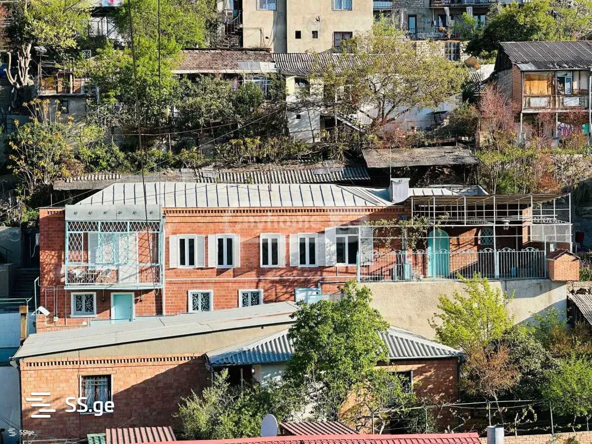 9 Room Private House For Rent. Saburtalo, 1 of 12