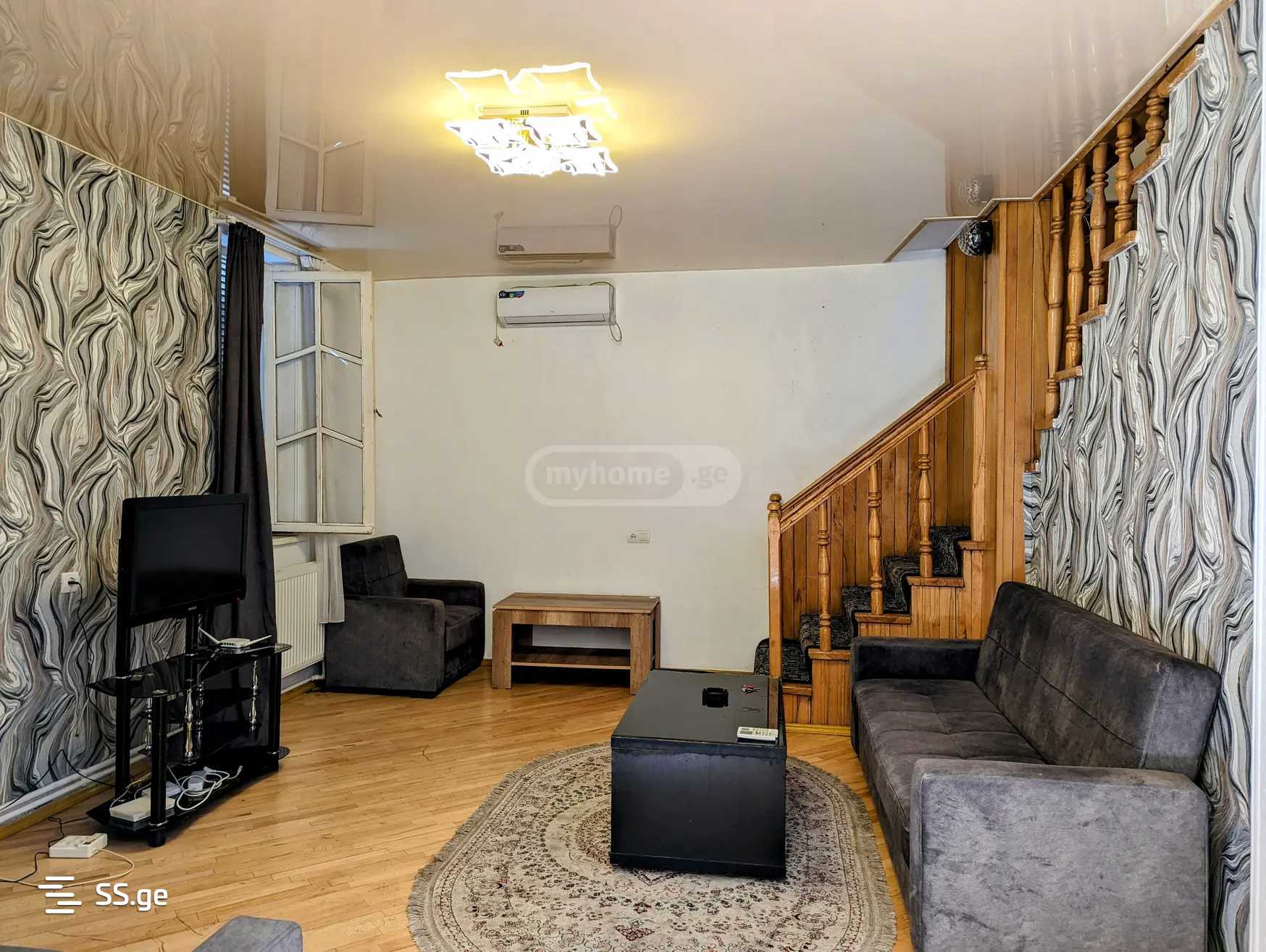 7 Room Private House For Rent. Chugureti, 2 of 11