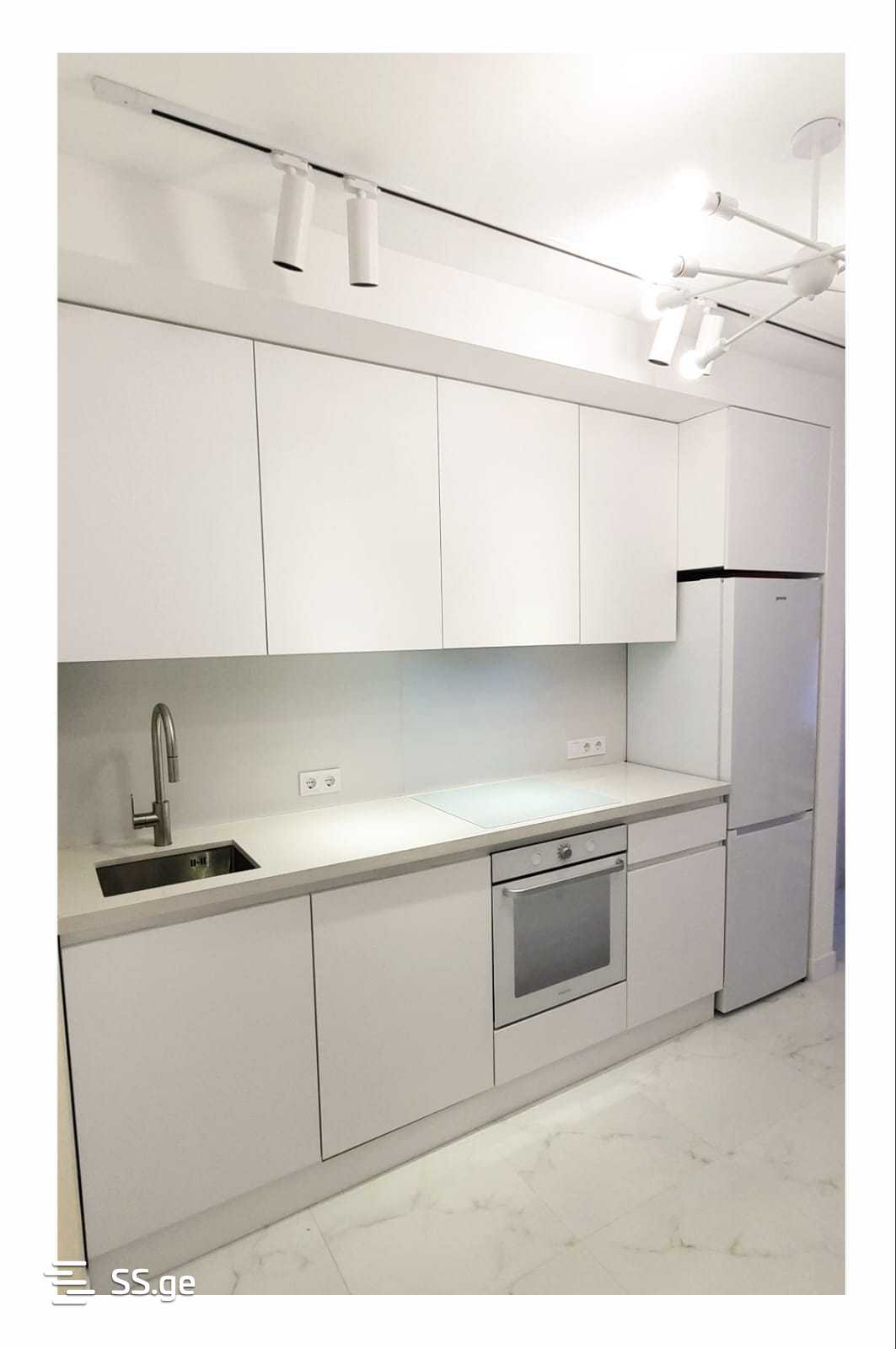3 Room Flat For Sale view 3