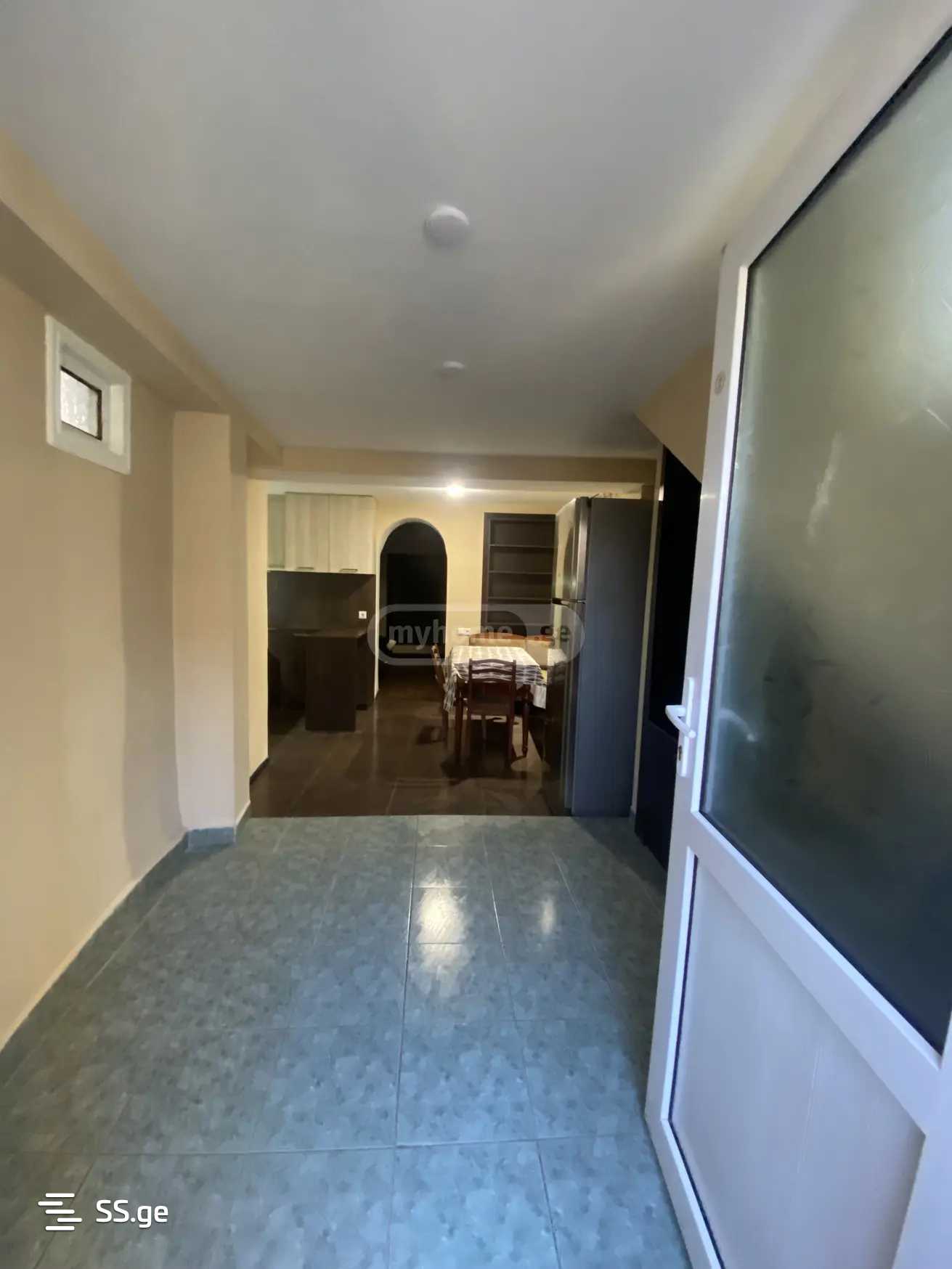 3 Room Flat For Rent. Chugureti view 8