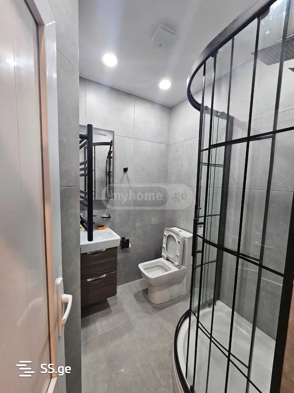 2 Room Flat For Rent. Chugureti view 8