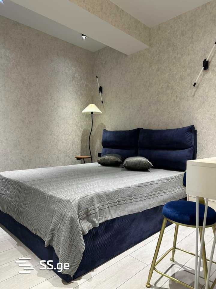 3 Room Flat For Sale view 9