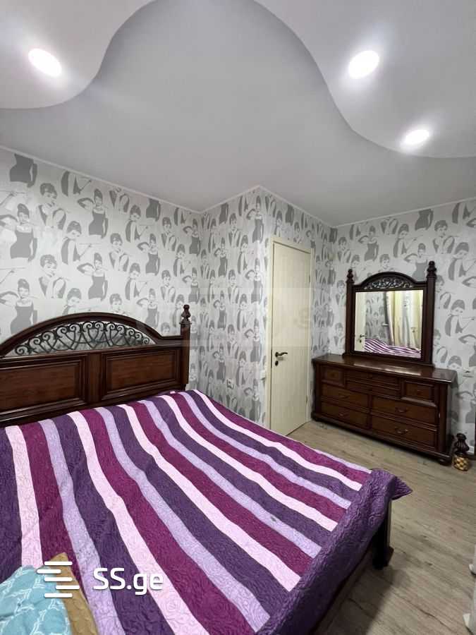 8 Room Private House For Rent. Martkofi view 9