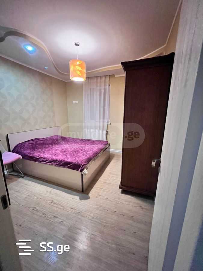 8 Room Private House For Rent. Martkofi view 8