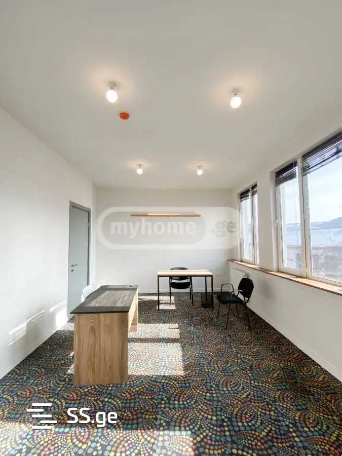 Commercial Space For Rent. Chugureti view 7