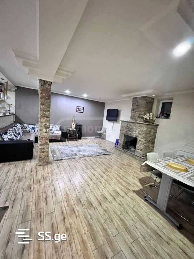8 Room Private House For Rent. Martkofi view 3