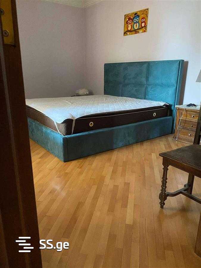 6 Room Private House For Rent. Chugureti view 4