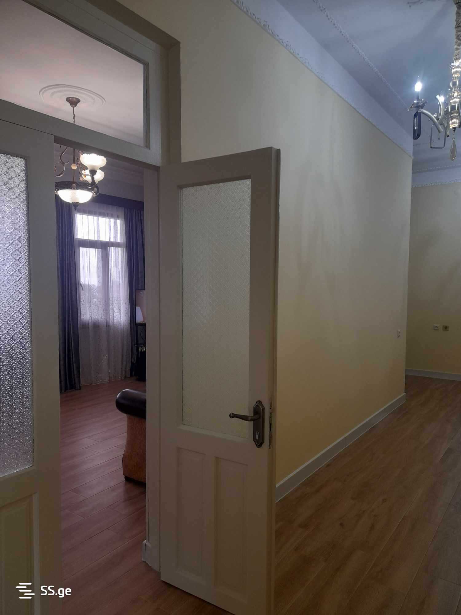 4 Room Private House Daily Rent. Batumi view 5