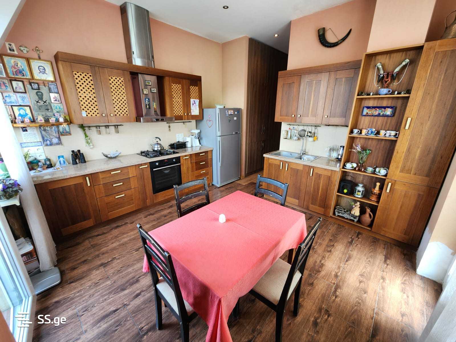 4 Room Flat For Sale view 4