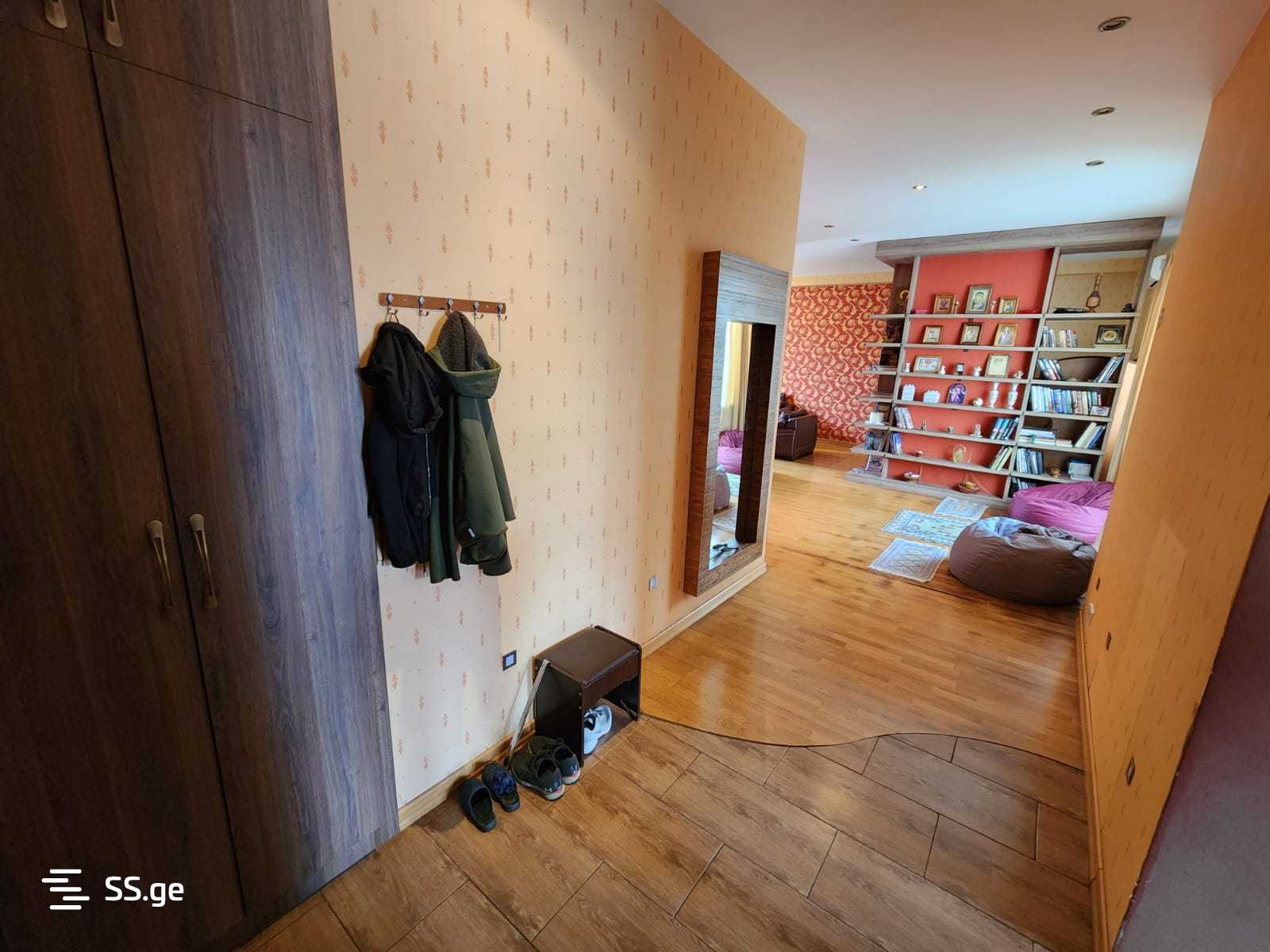 4 Room Flat For Sale view 9