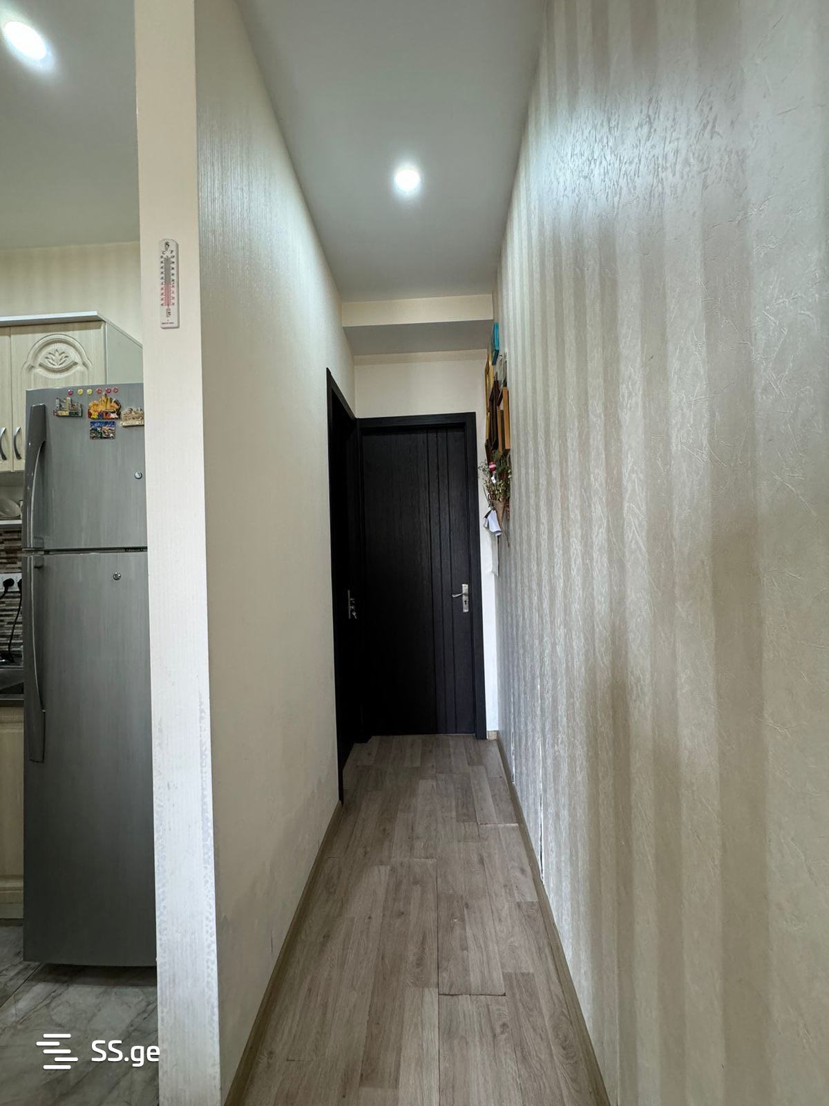 3 Room Flat For Sale view 8