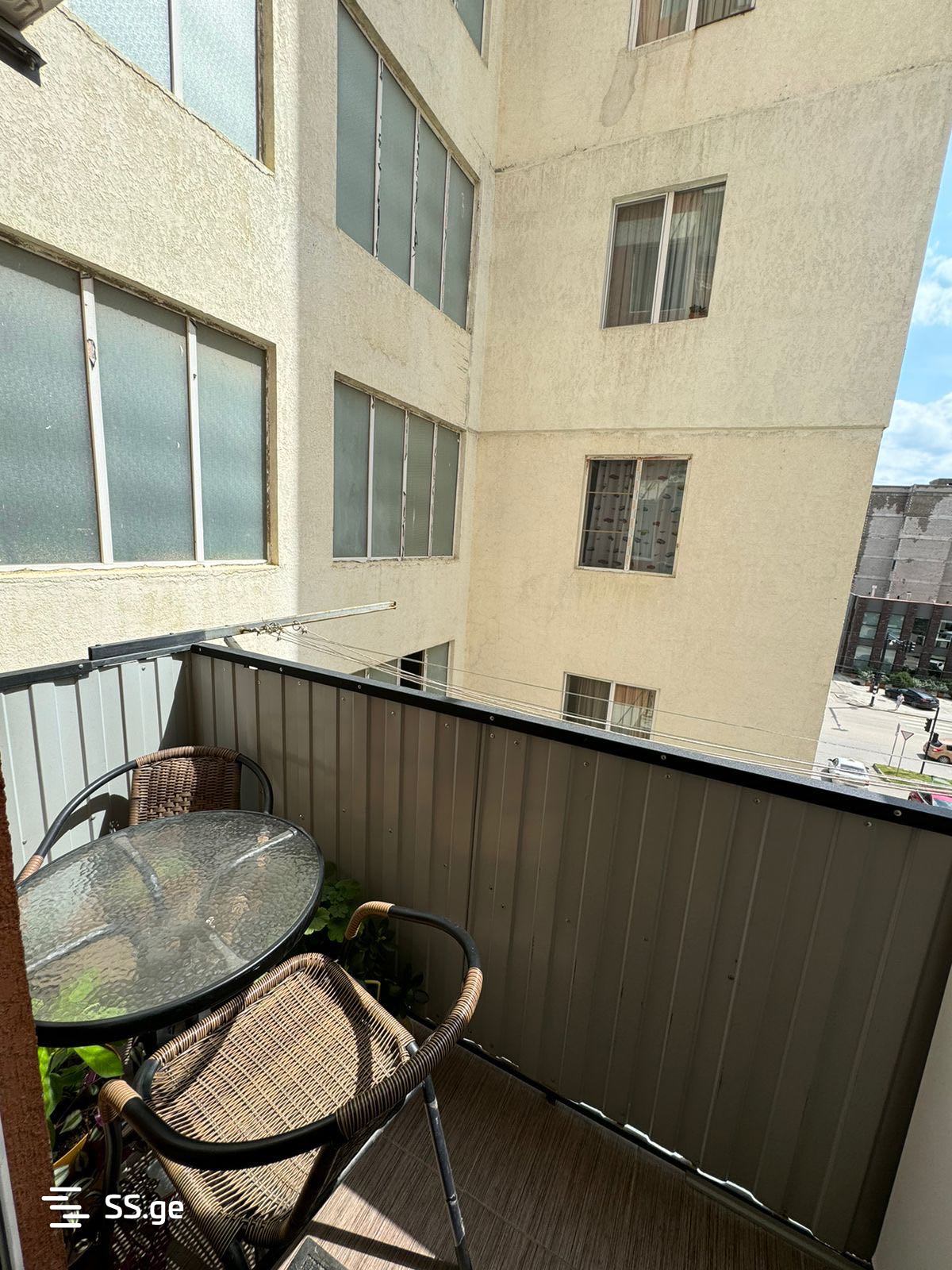 3 Room Flat For Sale view 6