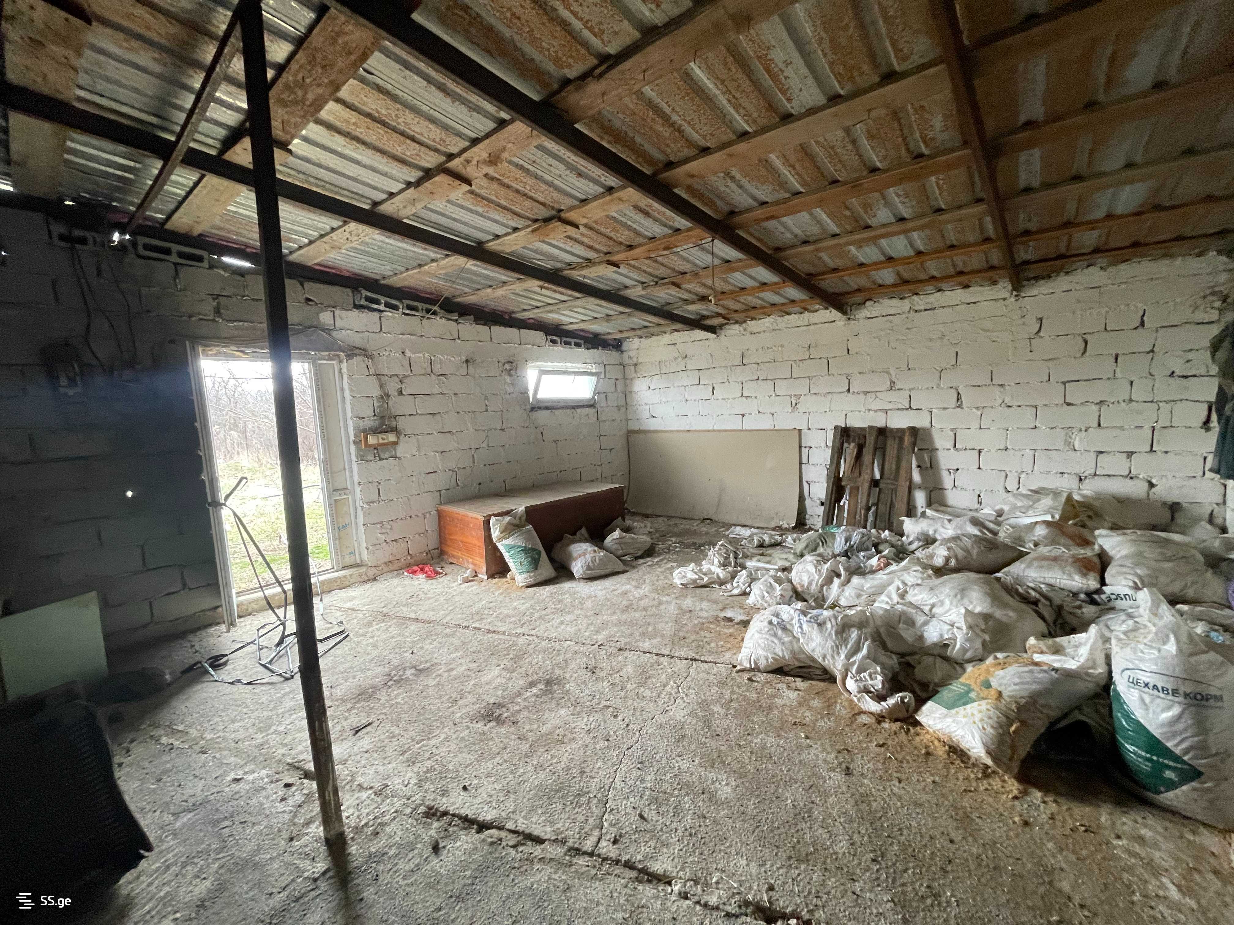 იყიდება Store-Industrial Property გორიში view 6