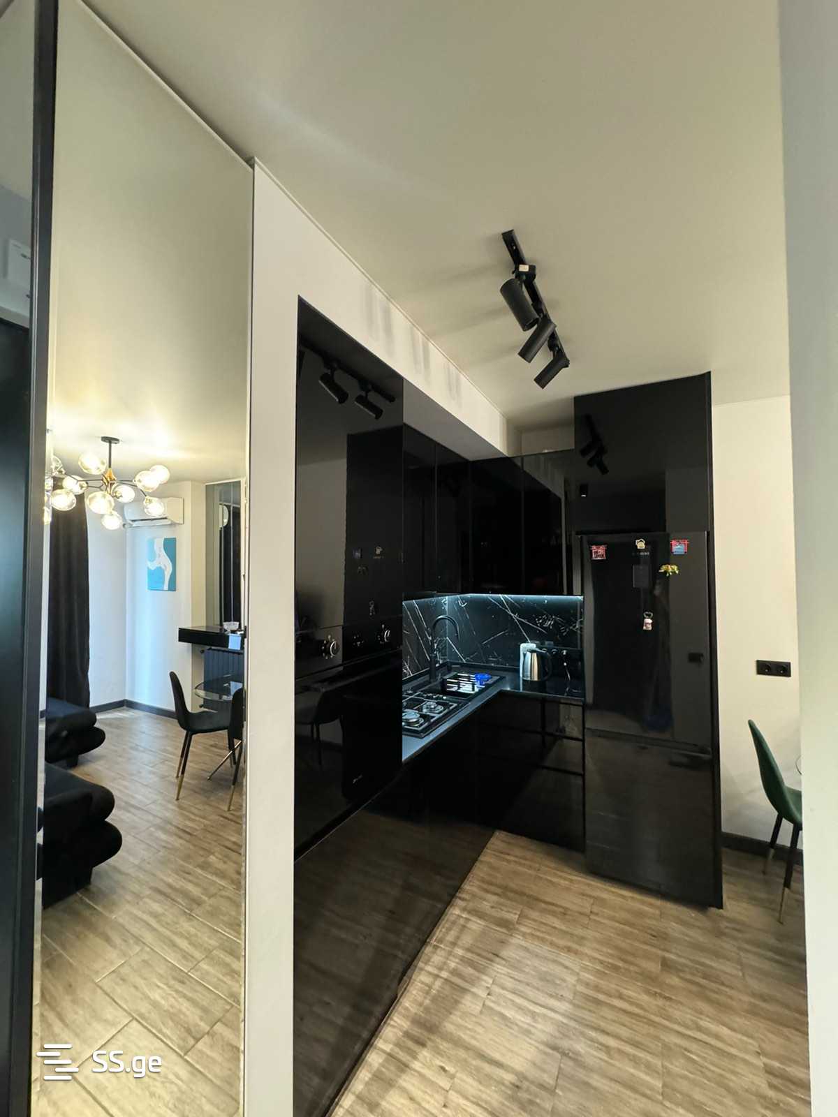 2 Room Flat Daily Rent. Didube view 7