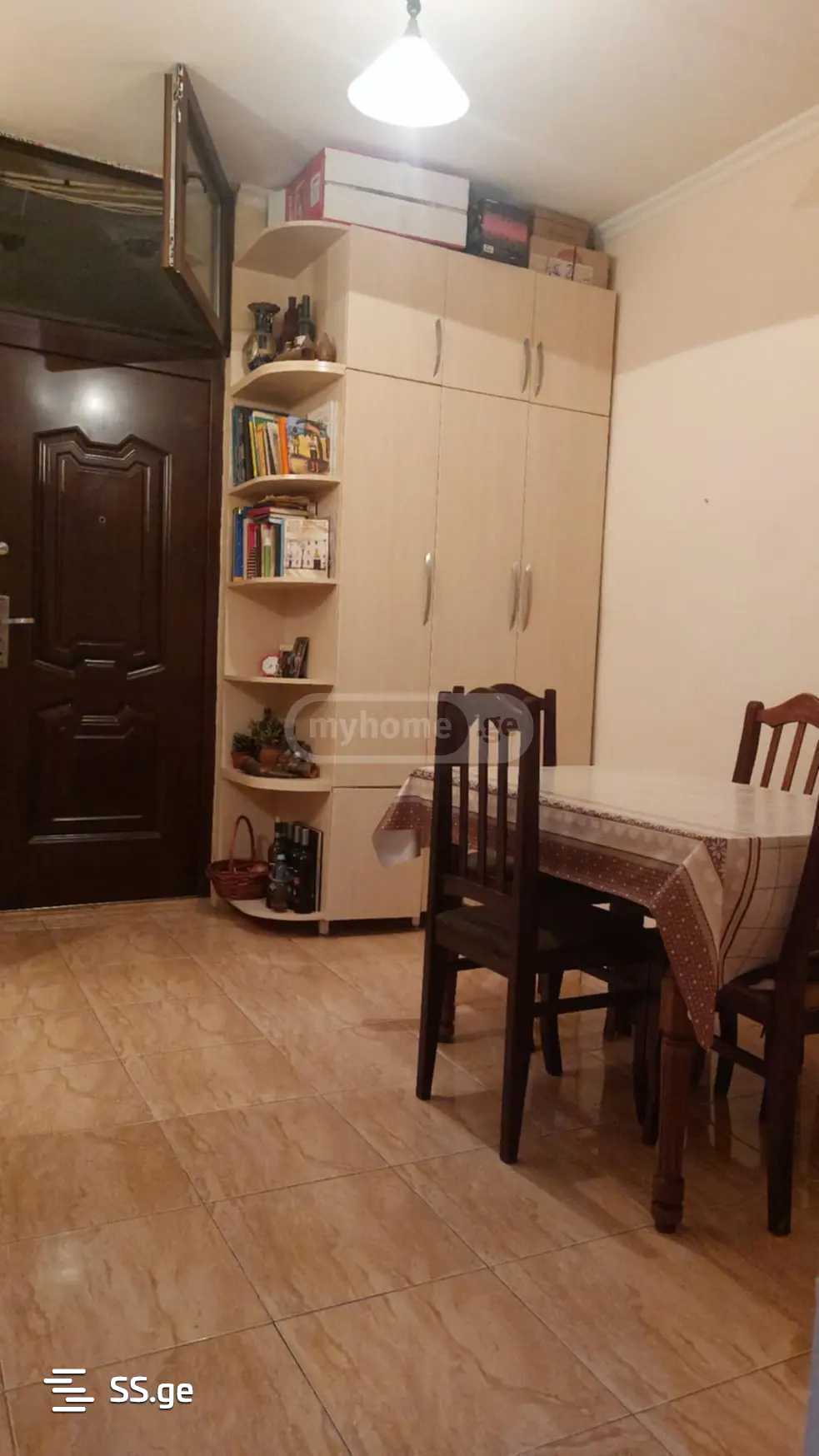 3 room Flat For Rent. Chugureti , 1200 Lari 29875758 ss.ge