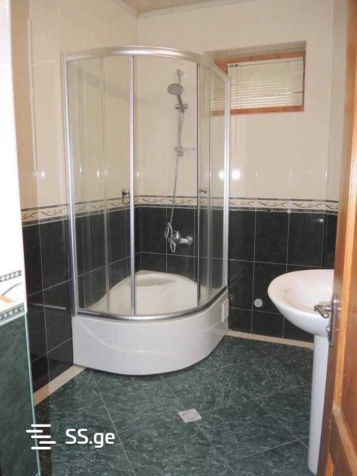 8 Room Private House Daily Rent. Digomi view 9