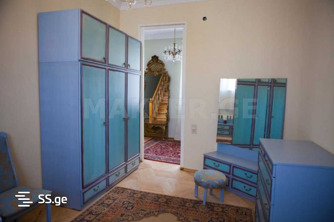 10 Room Private House For Rent. Vera view 8
