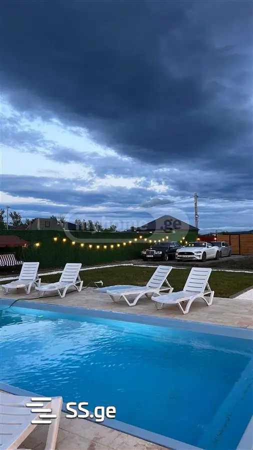4 Room Private House For Sale view 2