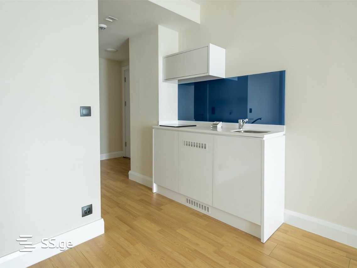 3 Room Flat For Sale view 2