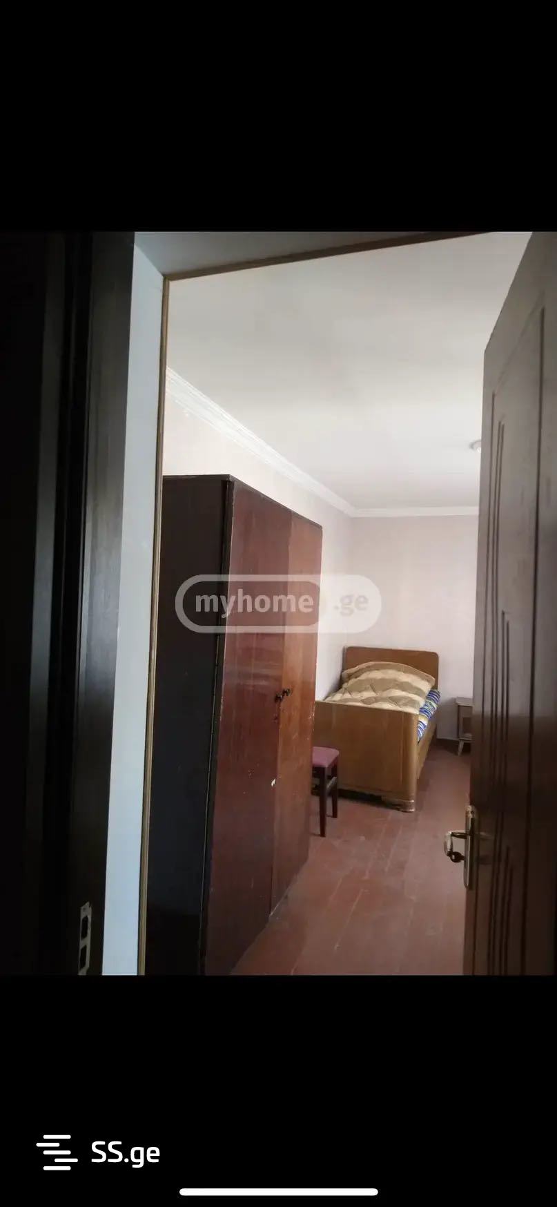 Продажа 4-комната Квартира view 8