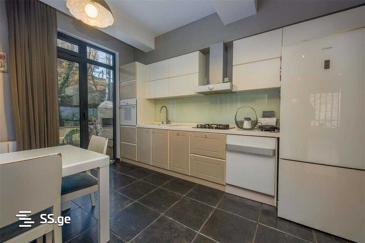 5 Room Flat For Rent. Vera view 9