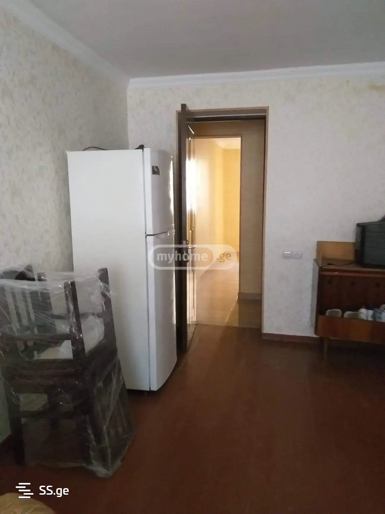 Продажа 4-комната Квартира view 6