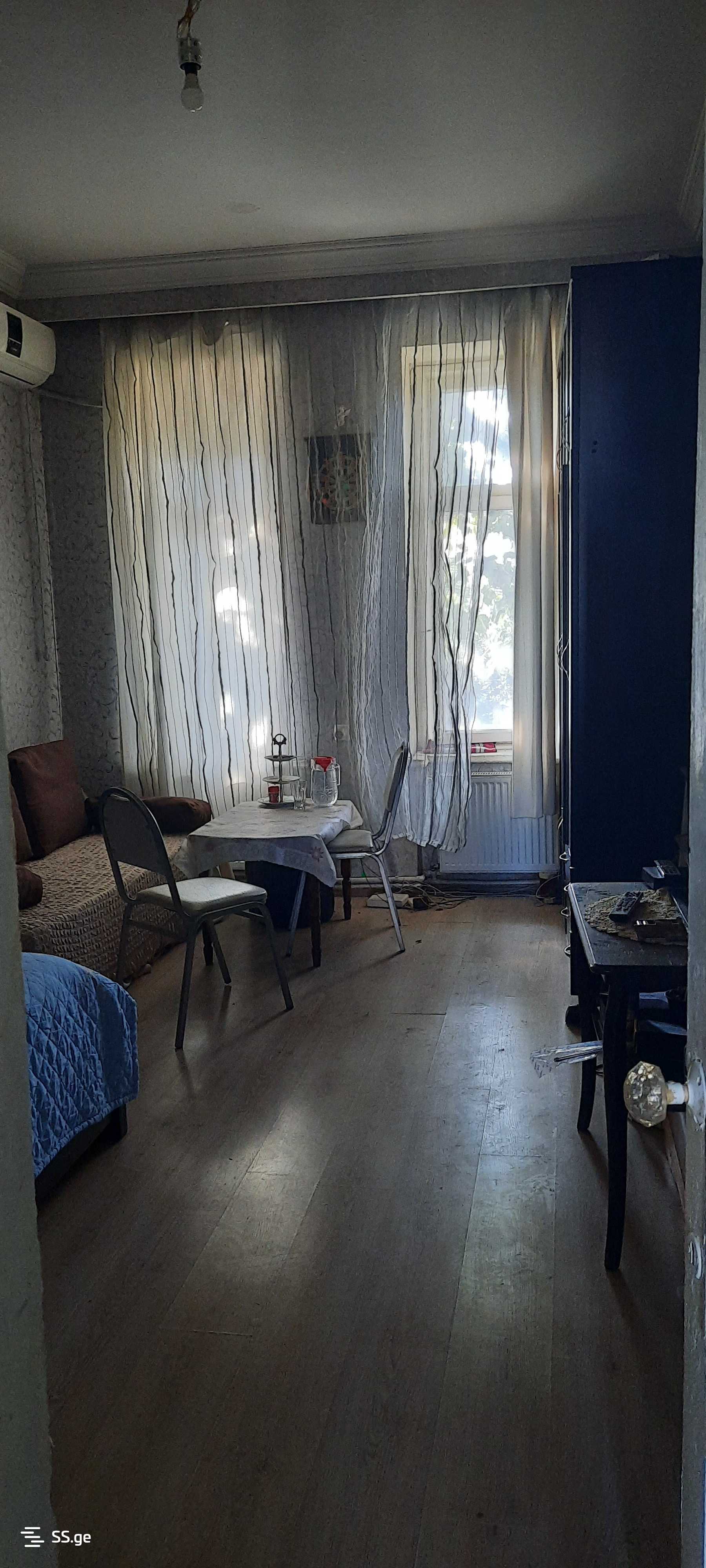 3 Room Flat For Sale view 5