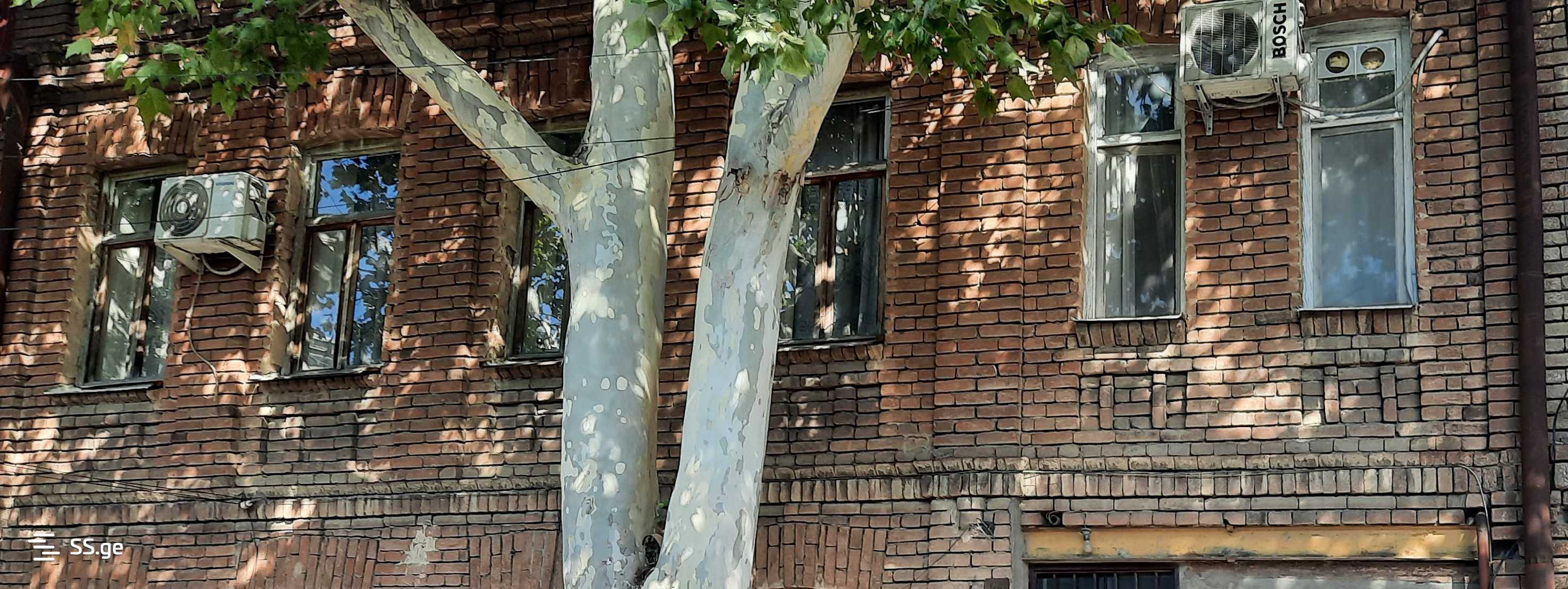 3 Room Flat For Sale view 2